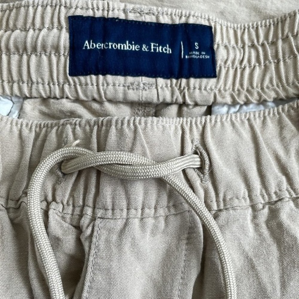 EC Abercrombie High Waisted Tan Drawstring Shorts - Size Small - Picture 3 of 3
